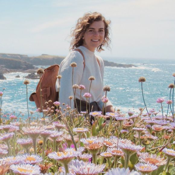 Meet your Posher, Stephanie - Picture 1 of 1